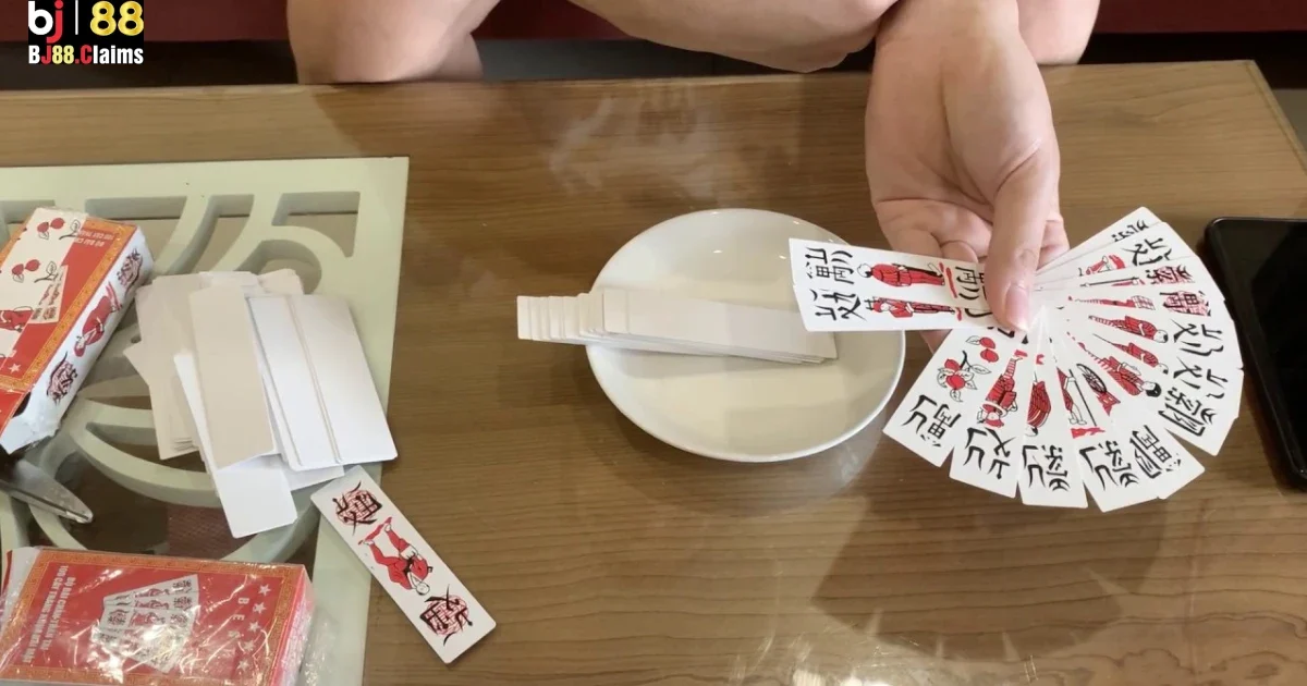 Kinh nghiệm cơ bản khi đ&aacute;nh b&agrave;i chắn tr&ecirc;n BJ88